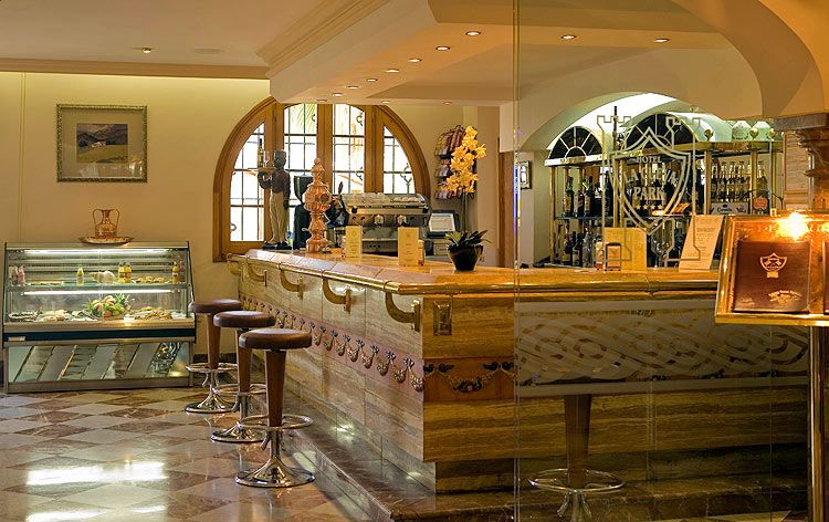 لا كويفا بارك - شريش - بار