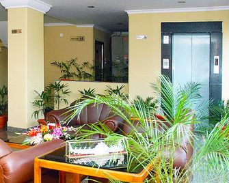 The Regent Palms Hotel - Mandi - Lobby