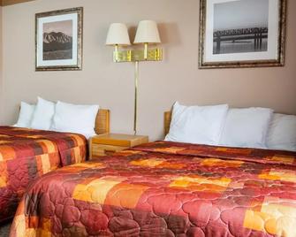 Best Price Inn - Rochester - Bedroom