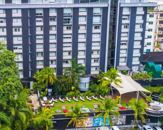 Riande Granada Urban Hotel - Ciudad de Panamá - Edificio