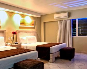 Riande Granada Urban Hotel - Ciudad de Panamá - Habitación
