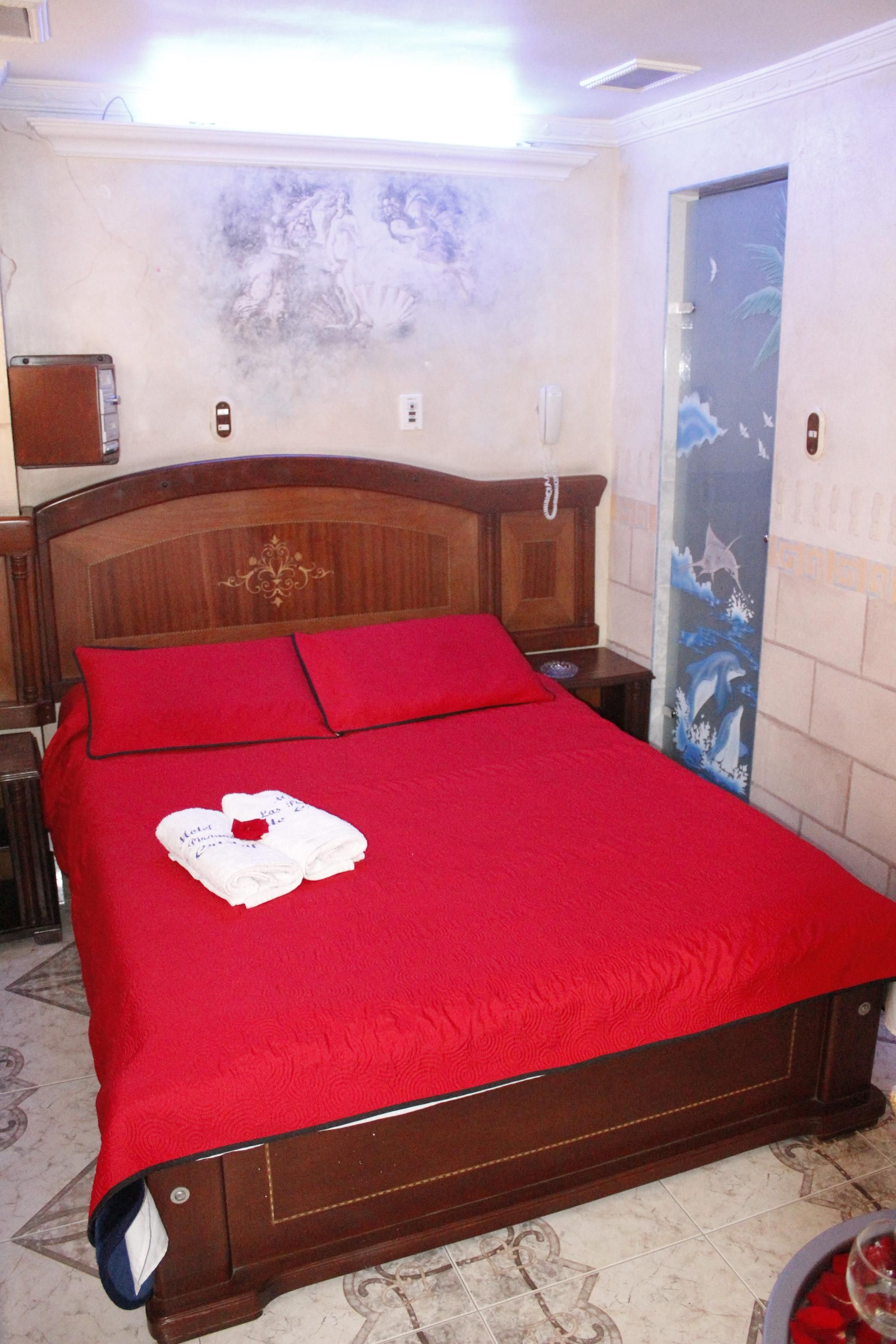 Motel Piramides De Cristal thumbnail 2