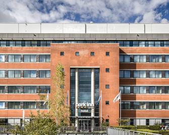 Park Inn by Radisson Amsterdam Airport Schiphol - Schiphol - Building