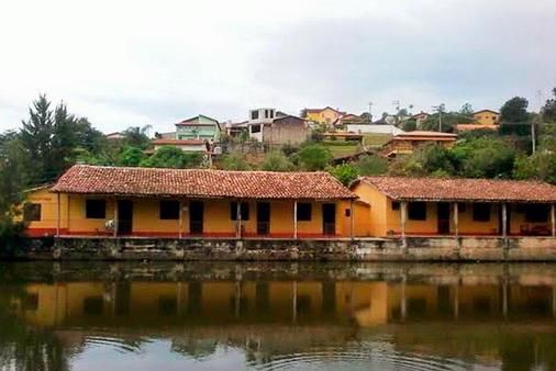 Pousada Rafaela - Serra Negra - Building