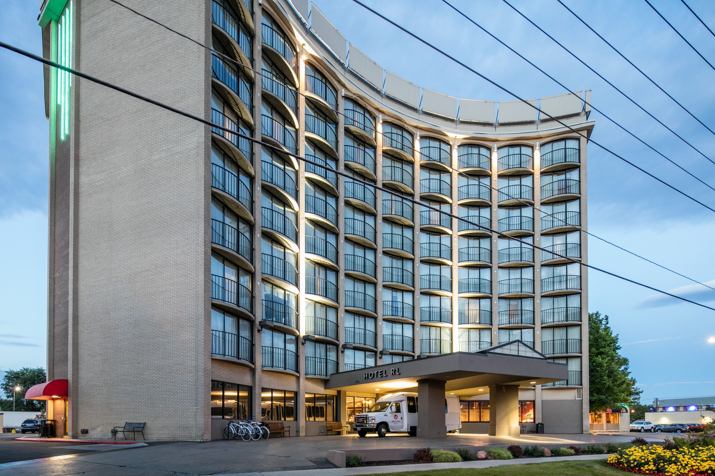 Hotel Rl Salt Lake City Mulai Rp 1 755rb R P 5 3 6 4 R B Salt Lake City Hotel Kayak