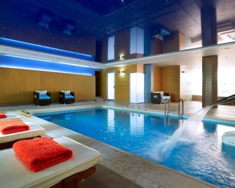 Macaris Suites & Spa - ריתימנו - בריכה