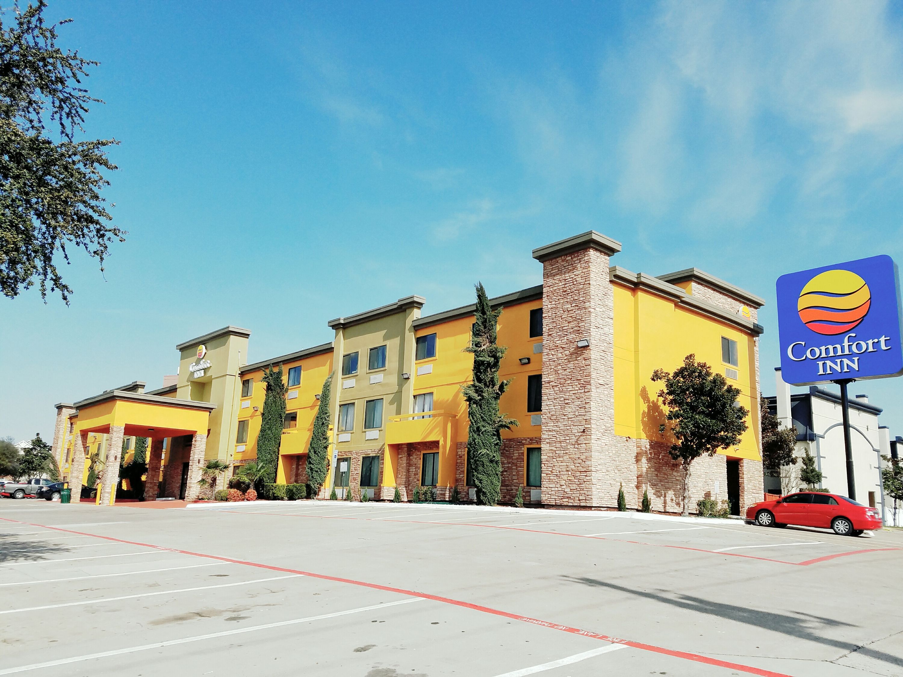 Comfort Inn Dallas Park Central 57 9 3 Dallas Hotel Deals