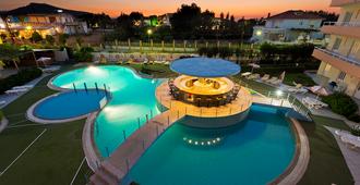 Bayside Hotel Katsaras - Kremasti - Pool