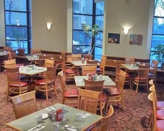 Nor Villa Hotel - Winnipeg - Restaurant