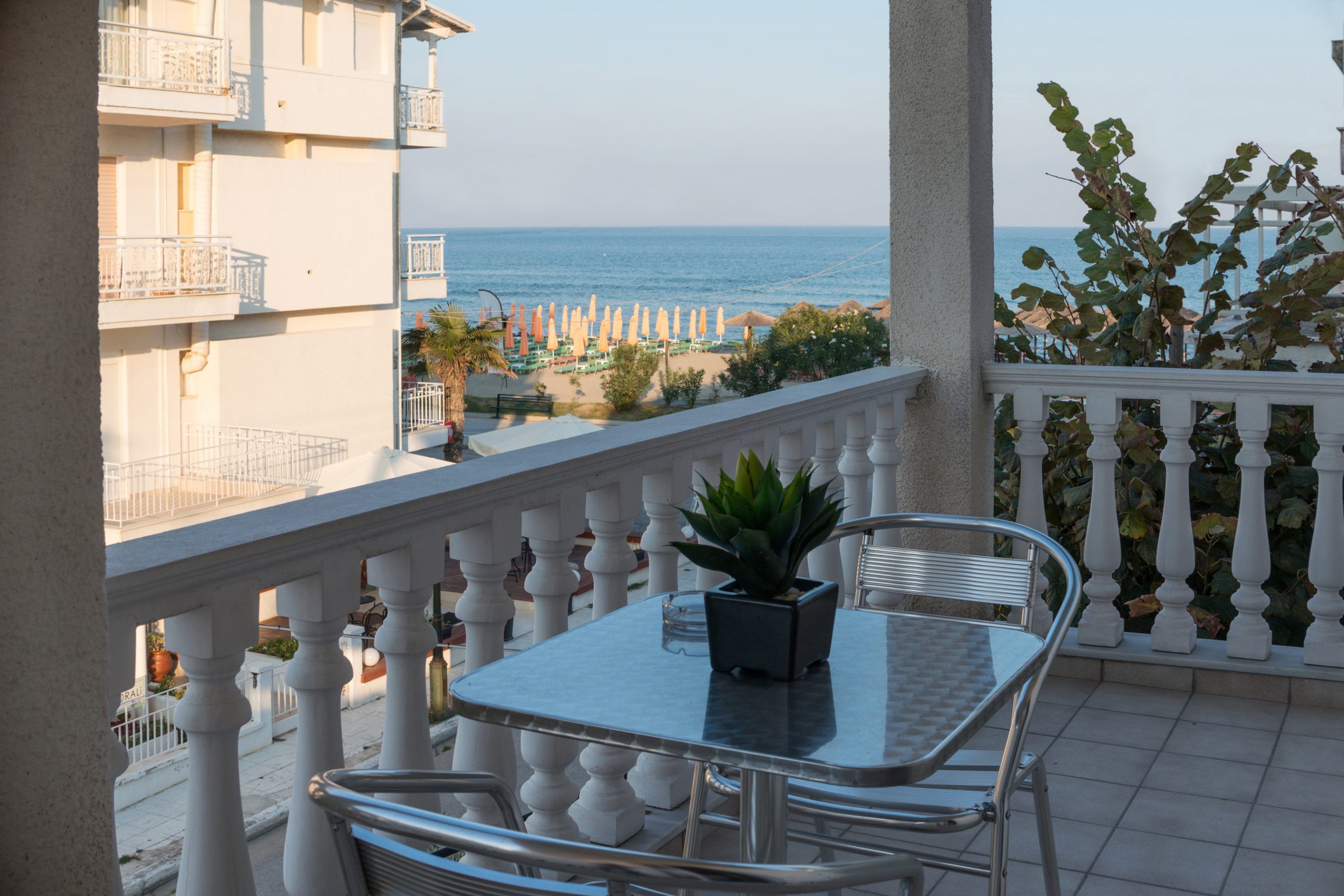 Korali Hotel - Paralia - מרפסת