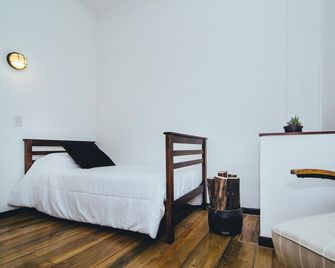 La Joya Hostel - Valparaíso - Habitación