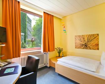 Creativhotel Luise - Erlangen - Soveværelse