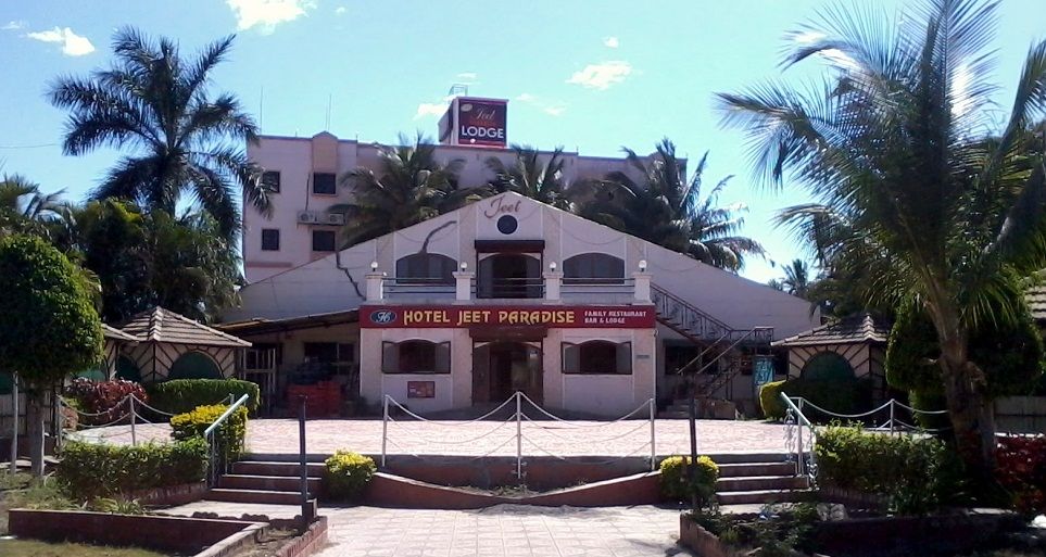 Hotel Jeet Paradise - Phaltan - Edificio