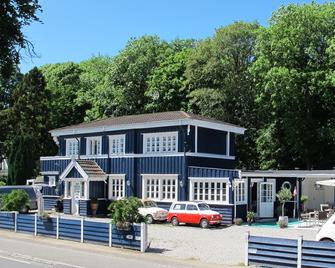 Hotel Villa Brinkly - Snekkersten - Edificio