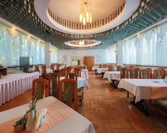 Hotel Nat Krynica Zdrój - Krynica-Zdrój - Restaurante