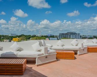 Hotel Plaza Kokai Cancun - Cancún - Dachterrasse