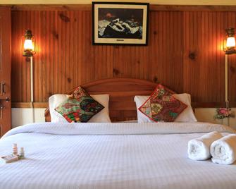 Parwati Resort - A Luxury Himalaya View Resort In Patal Bhuvaneshwar - Pithorāgarh - Habitación
