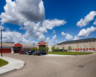 Camrose Resort Casino, BW Premier Collection - Camrose - Building