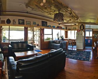 The Mousetrap Backpackers - Paihia - Lounge