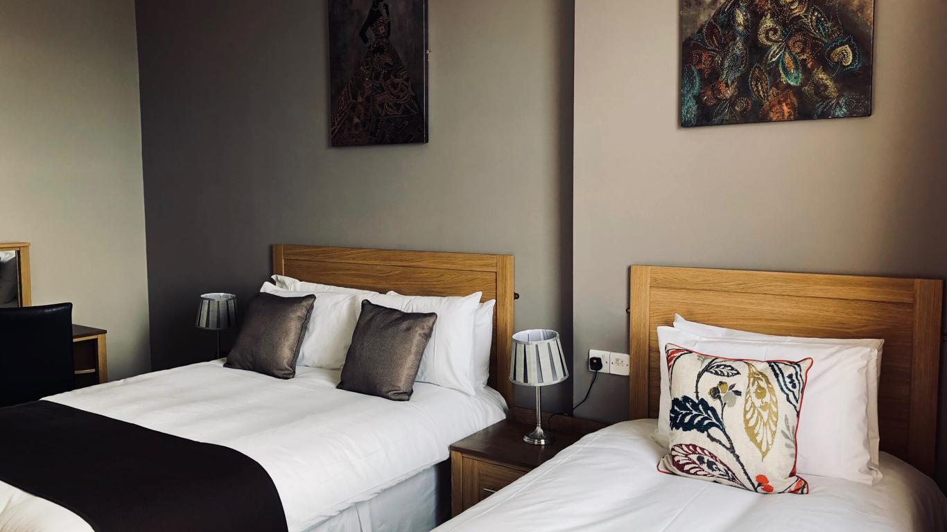 Bay View Rooms at Mentone Hotel