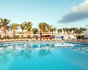Sol Marina Beach Crete - Gournes - Pool