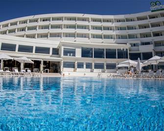 On Hotels Oceanfront - Adults Only - Matalascanas - Building