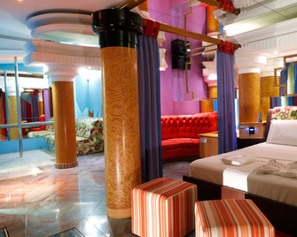 Status Motel (Adult Only) - Carapina - Habitación