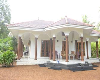 Coconut Creek Farm & Home Stay - Kumarakom - Κτίριο