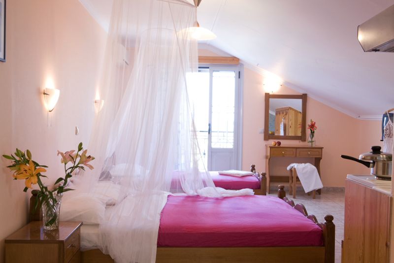 بنسيون فيلوكسينيا