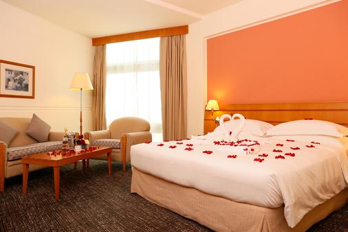 J5 Hotels - Port Saeed - Dubai - Bedroom