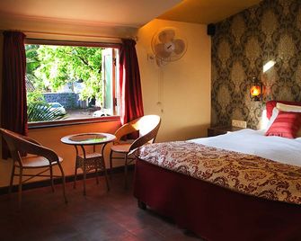 Hotel Malas - Panchgani - Habitación
