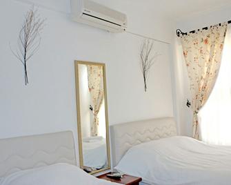 E2 Deniz Otel - Bozcaada - Camera da letto