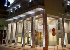 Piraeus Port Hotel - Piraeus - Toà nhà
