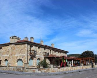 Hotel Vijanera - Langre - Building