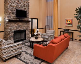 Hotel Chino Hills - Chino Hills - Living room