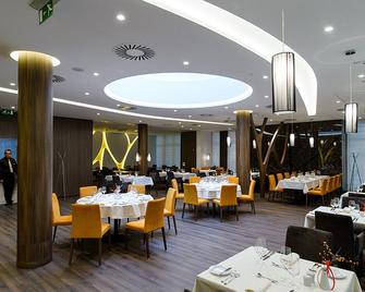 Imola Hotel Plat - Eger - Restaurante