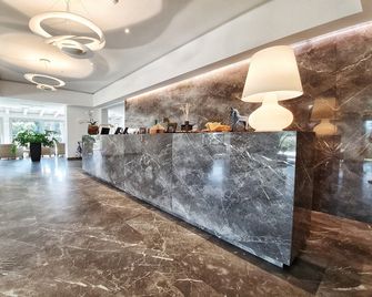 Hotel Villa Elsa - Marina di Massa - Recepce