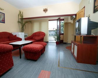 Ð¥ÐТÐÐ ÐÐÐ - Asenovgrad - Living room