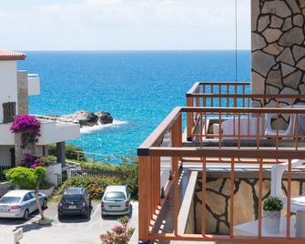 Hotel Calanca - Marina di Camerota - Balcon