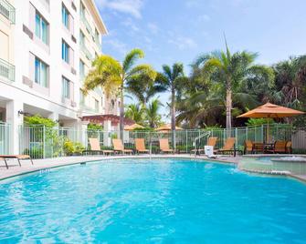 Courtyard by Marriott Fort Lauderdale SW/Miramar - Miramar - Pool