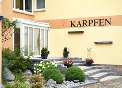 Hotel Zum Karpfen - Obernburg am Main - Building
