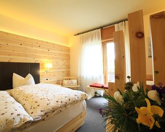 Hotel La Montanara - Rocca Pietore - Servicio de la habitación