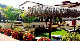 Hotel e Pousada Canoa Quebrada - Canoa Quebrada