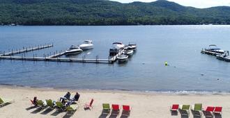 Scotty's Lakeside Resort - Hồ Lake George - Bãi biển