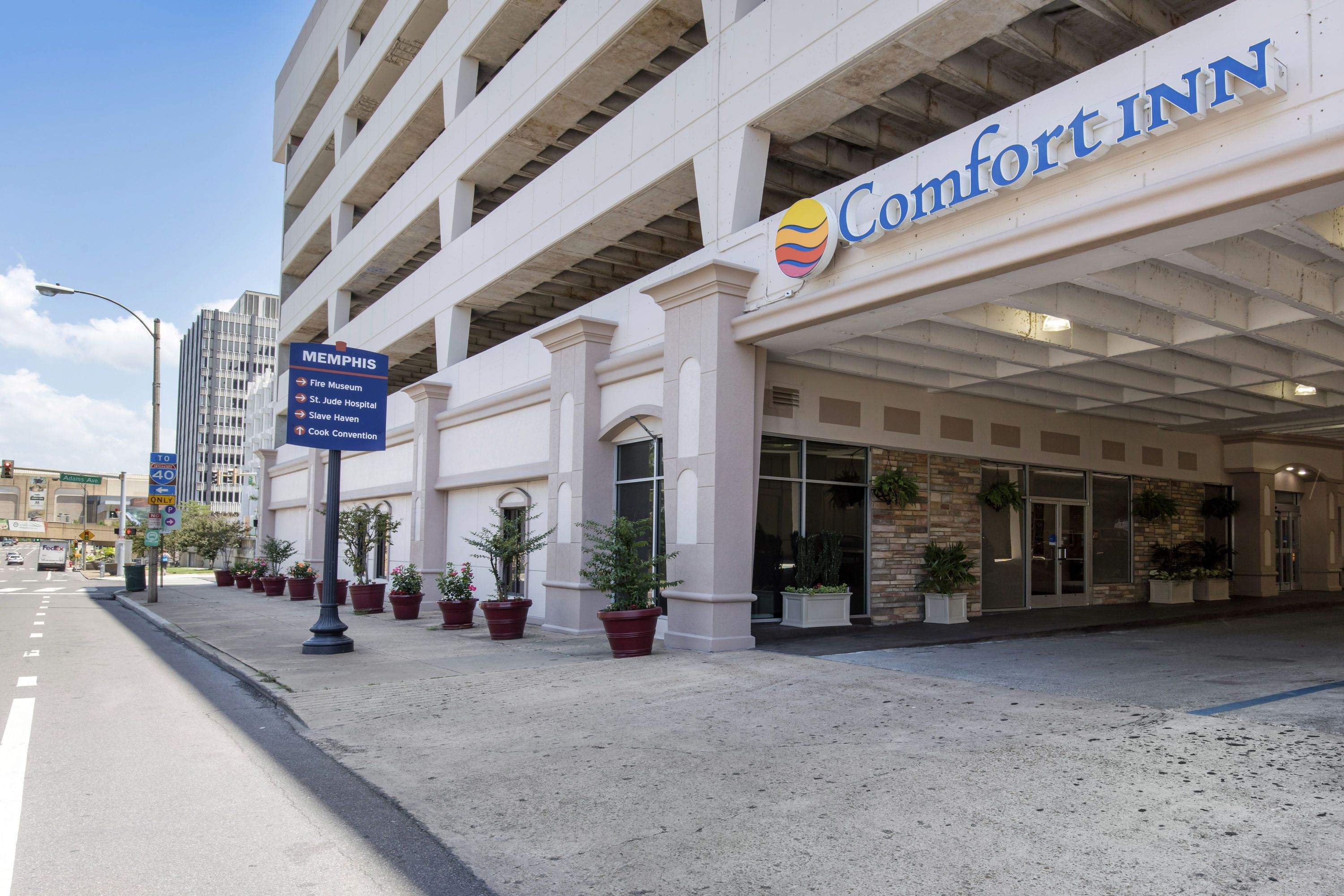 Comfort Inn Memphis 114 2 0 1 Memphis Hotel Deals Reviews