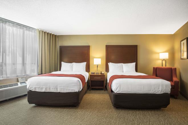Comfort Inn Memphis 114 2 0 1 Memphis Hotel Deals Reviews
