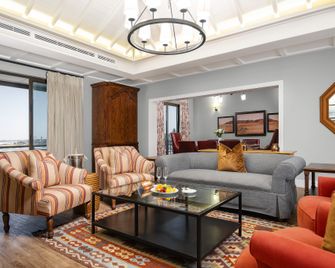 Strand Hotel Swakopmund - Swakopmund - Living room