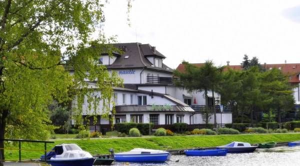 Pensjonat Nautic - Węgorzewo - Edificio
