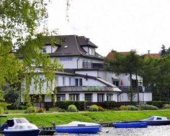 Pensjonat Nautic - Węgorzewo - Edificio