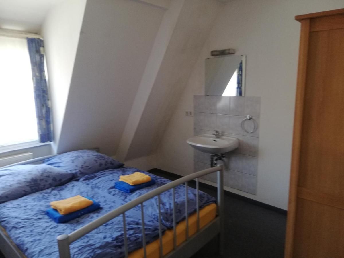 Gästehaus Heigeleshof - Ulm - Bedroom
